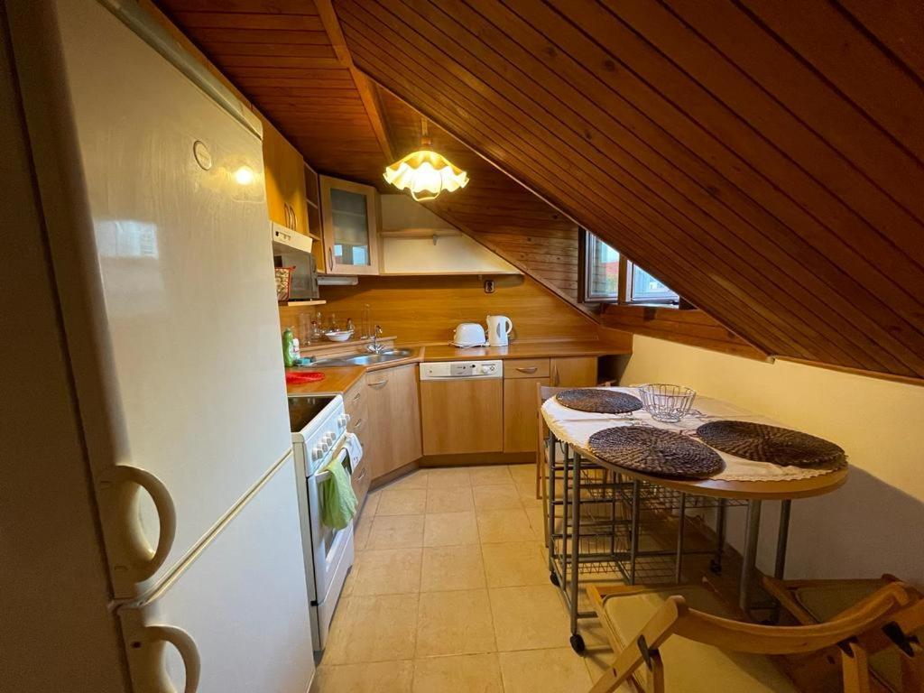 Attic Flat In The Center Apartment Bratislava Exterior foto