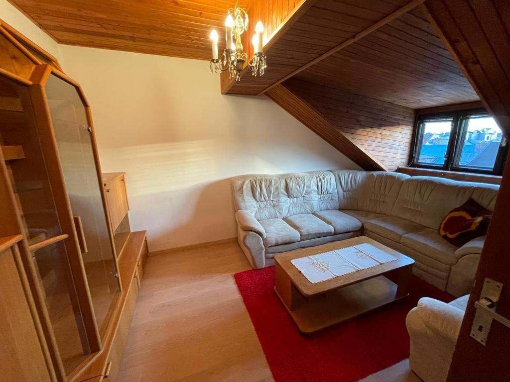 Attic Flat In The Center Apartment Bratislava Exterior foto